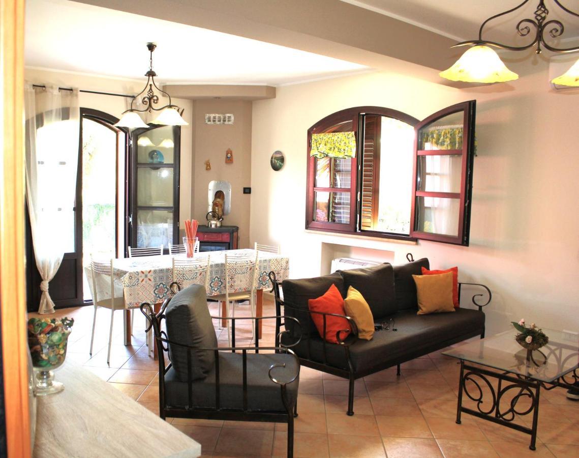 Casa Vacanze A Rava Francavilla di Sicilia Luaran gambar